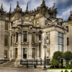 Будинок з химерами: екскурсія легендарним Києвом